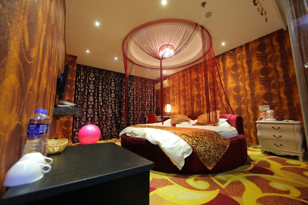 סוג'ואו Zhuimei Theme Hotel מראה חיצוני תמונה